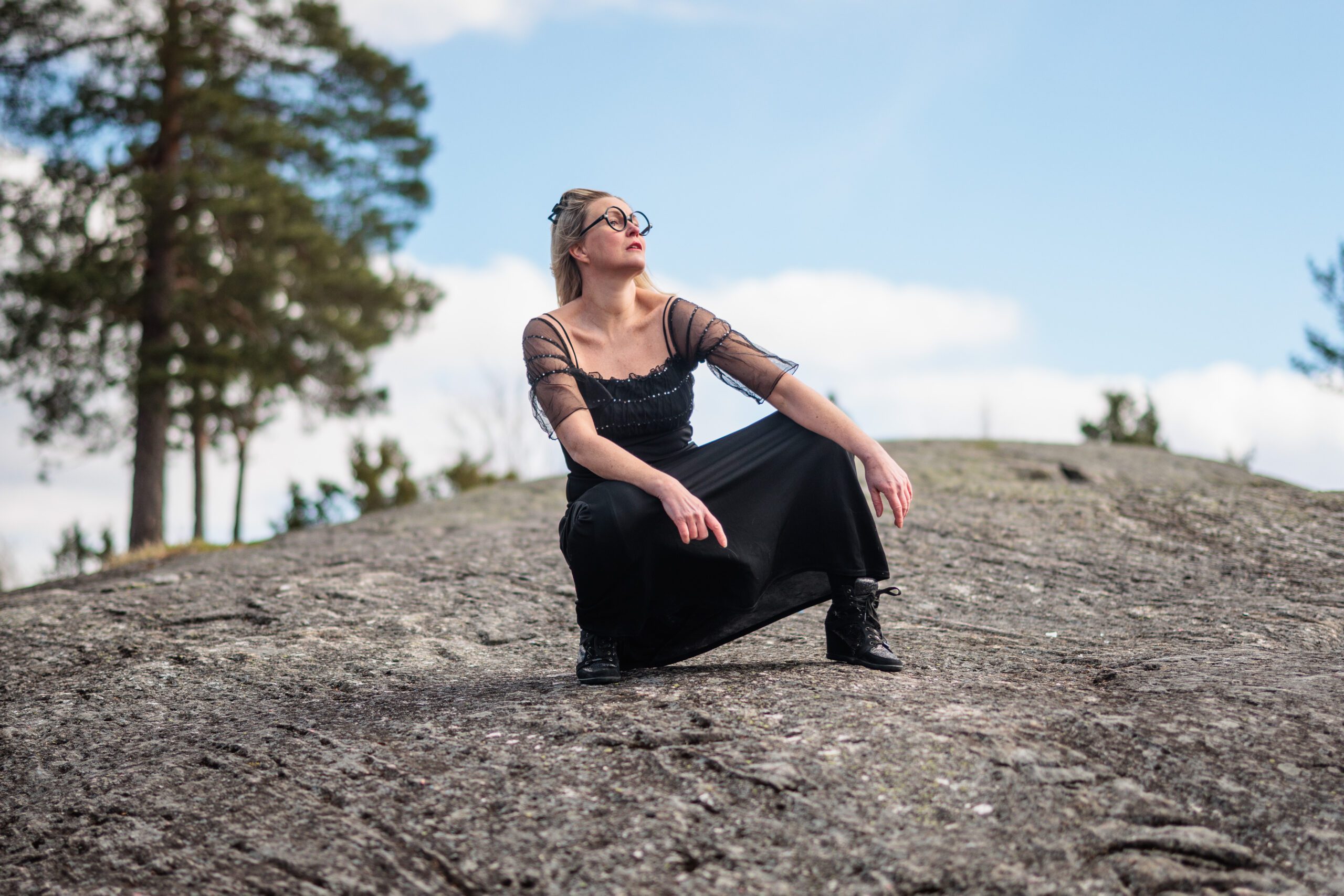 HAVAINNOISTA YLEISÖN KOHTAAMISEEN